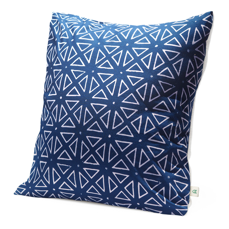 Midnight | Handmade linen cushion 45x45