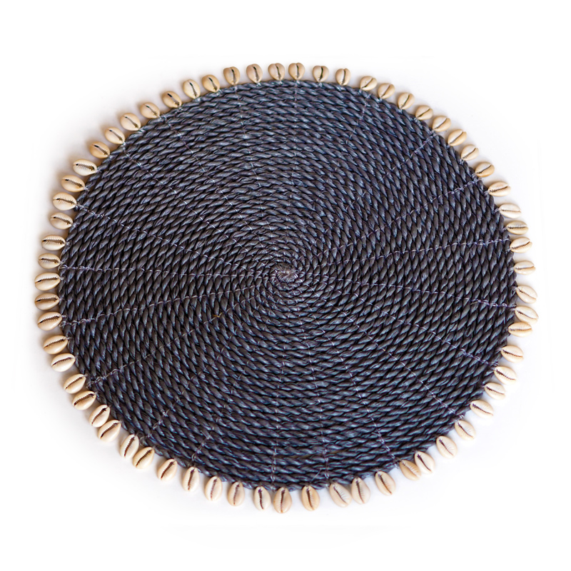 Seashell | Black rattan placemat